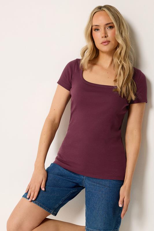  LTS Tall camiseta de canalé con escote cuadrado color higo