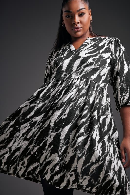 Plus Size  YOURS Curve Black Abstract Print Textured Smock Dress