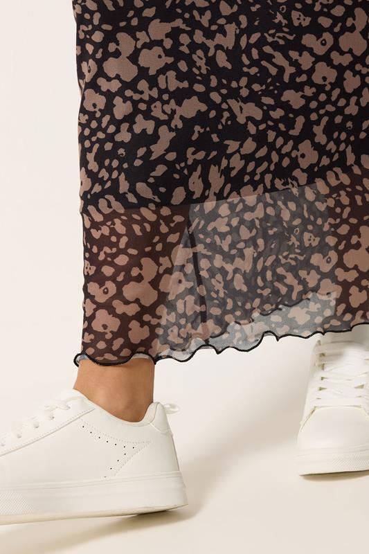 M&Co Petite Brown Abstract Print Mesh Maxi Skirt | M&Co 4