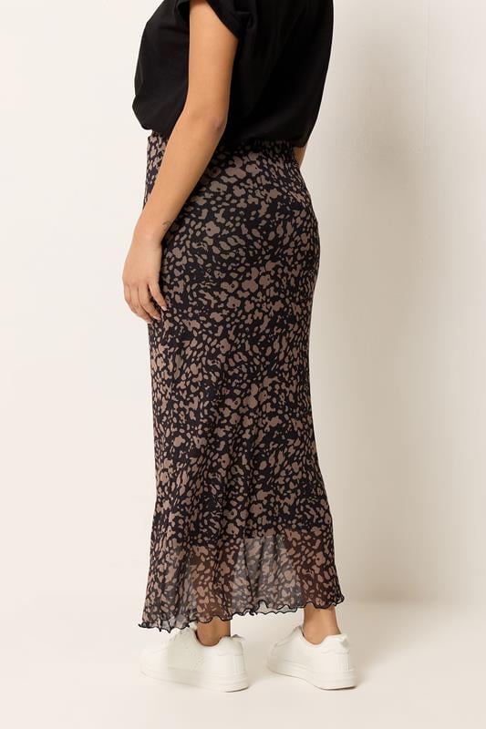 M&Co Petite Brown Abstract Print Mesh Maxi Skirt | M&Co 2
