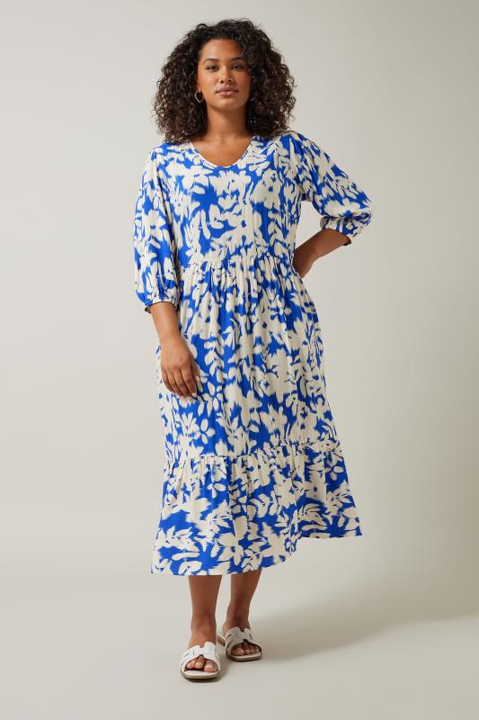 EVANS Plus Size Blue Floral Blur Print Midi Dress | Evans 1
