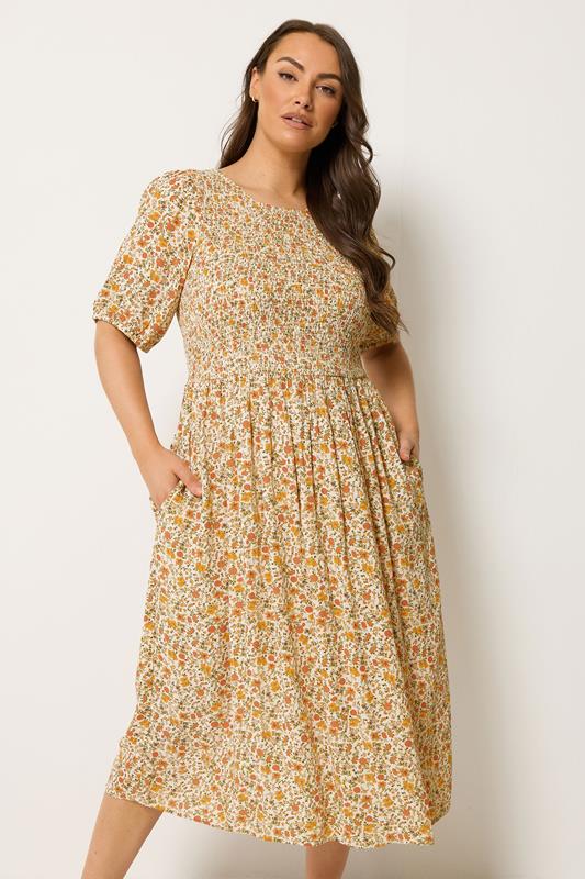  YOURS Robe smockée jaune à petites fleurs