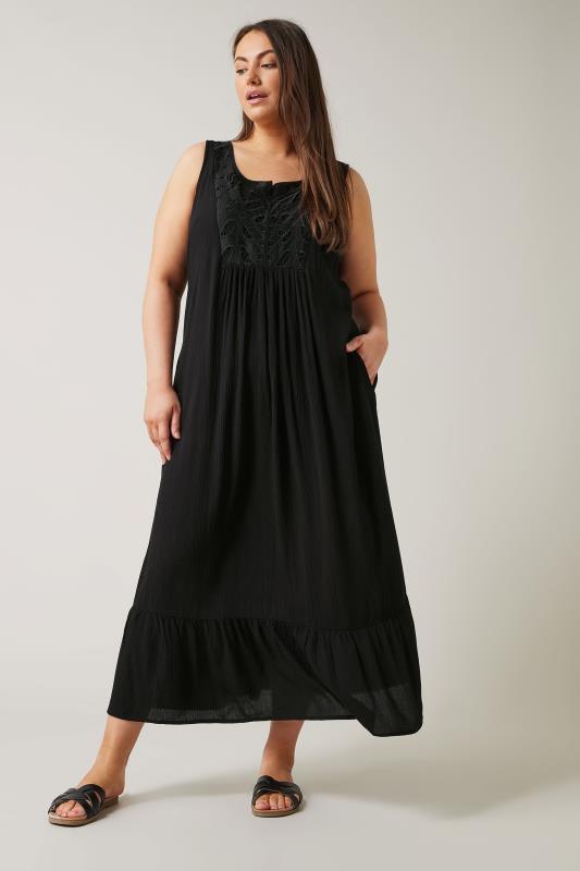 EVANS Plus Size Black Crinkle Broderie Maxi Dress | Evans  2