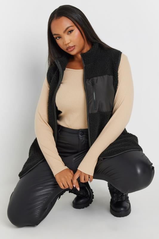 YOURS Plus Size Black Teddy Fleece Pocket Gilet | Yours Clothing 2