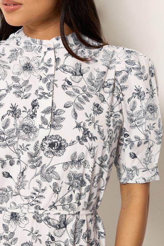 PixieGirl Petite Women's White Floral Cotton Tiered Maxi Dress | PixieGirl 4