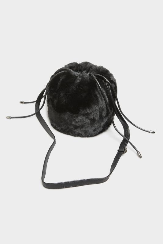 Black Faux Fur Bucket Bag_R.jpg
