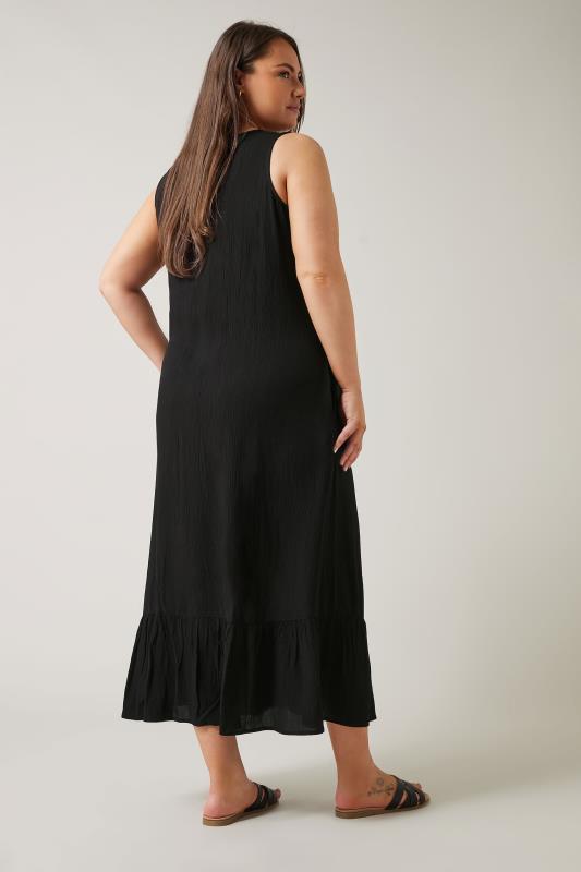 EVANS Plus Size Black Crinkle Broderie Maxi Dress | Evans  3