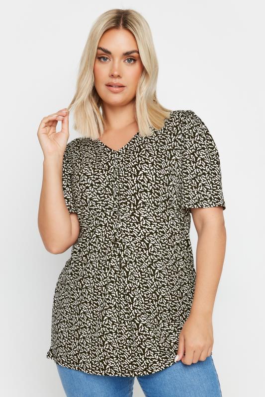 YOURS Plus Size Black & White Abstract Print Swing Top | Yours Clothing 1