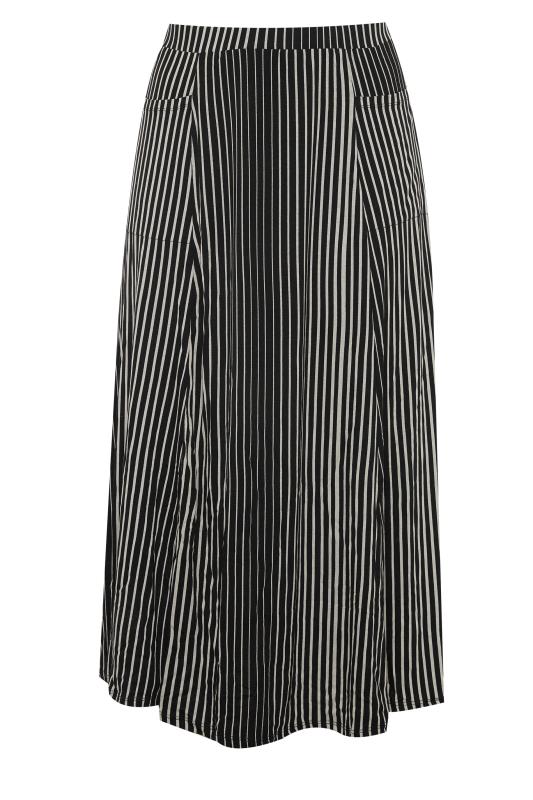 Curve Black Printed Pocket Skirt 5