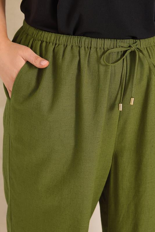 EVANS Plus Size Green Linen Cropped Trousers | Evans 5