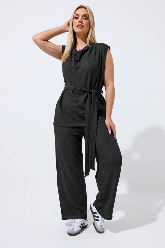  LIMITED COLLECTION pantalones negros texturizados de pierna ancha