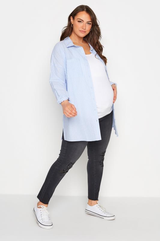 BUMP IT UP MATERNITY Curve Black Washed Ripped AVA Jeans With Comfort Panel 1