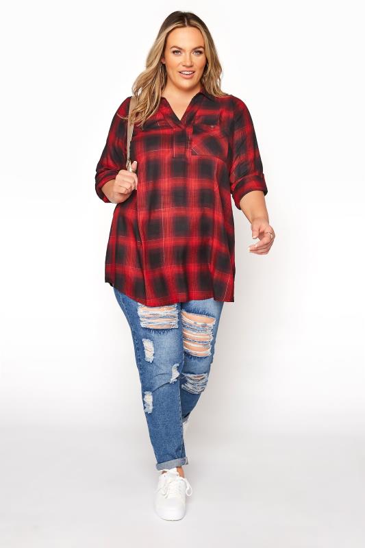 Curve Red Check Overhead Shirt 2