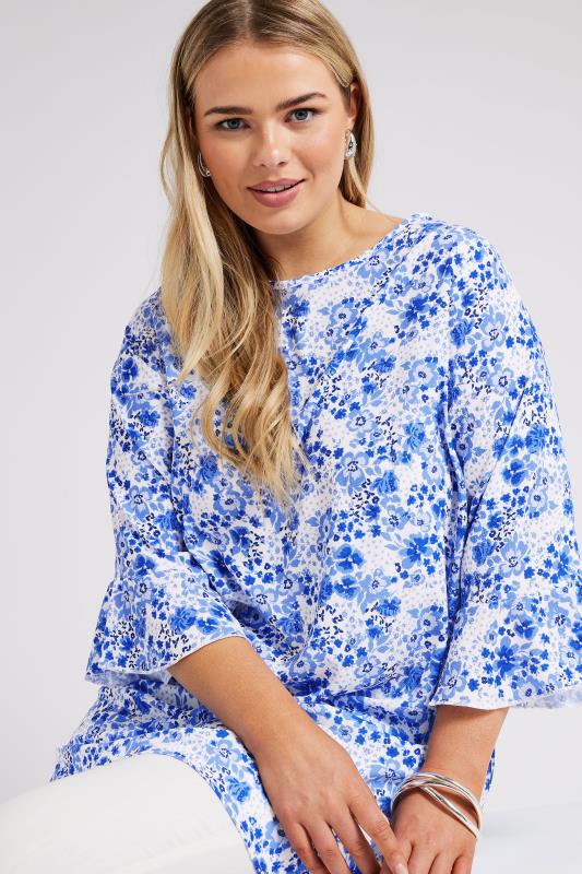 YOURS LONDON Plus Size Blue Floral Print Flute Sleeve Tunic | Yours Clothing 4
