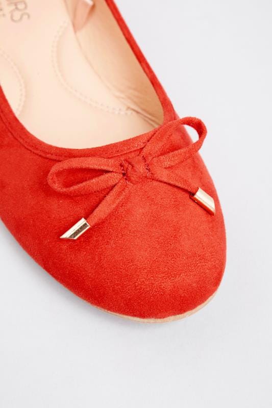 red flat shoes wide fit