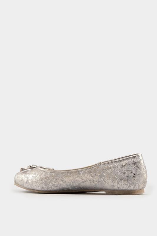 Silver Textured Ballerina Pumps In Extra Wide Fit | Yours Clothing