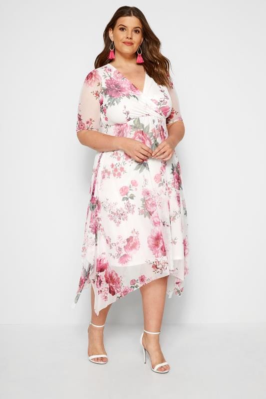 Plus Size Skater Dresses | Yours Clothing