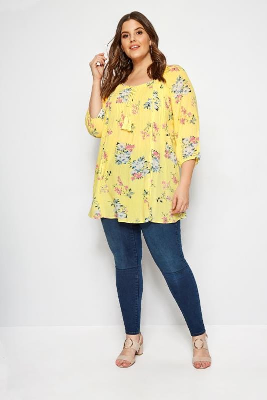 White Floral Print Gypsy Top With Flute Sleeves, Plus size 