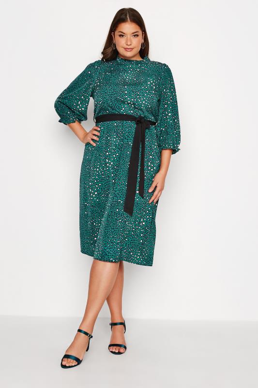  Grande Taille YOURS LONDON Curve Green Animal Print Ruffle Neck Dress