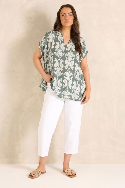 EVANS Plus Size Fit White Cropped Straight Leg Jeans | Evans 1