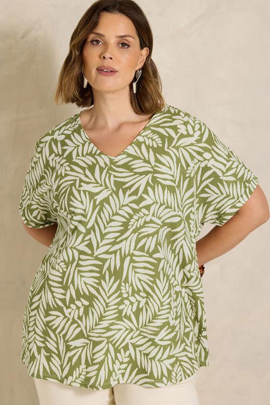  EVANS Curve Green Leaf Print Crinkle Blouse
