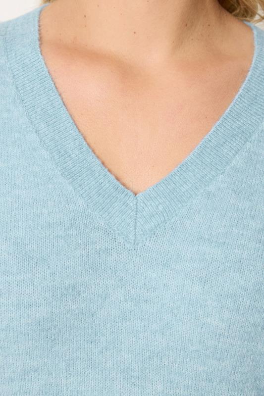 YOURS Plus Size Blue V-Neck Soft Touch Jumper | Yours Clothing 4