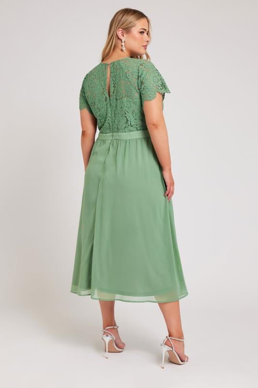 YOURS LONDON Plus Size Green Lace Sweetheart Midi Dress | Yours Clothing 4