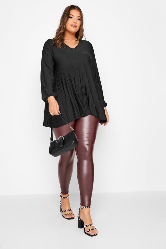 Curve Plus Size Black Long Sleeve Pleated Swing Top | Yours Clothing 2
