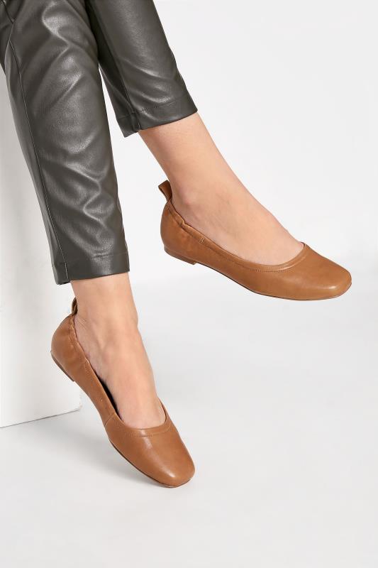 LTS Camel Brown Square Toe Leather Ballet Shoes_M.jpg
