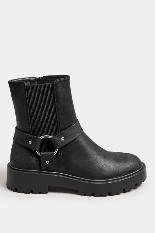 Black Chunky Biker Chelsea Boot In Wide E Fit | Yours Clothing 3