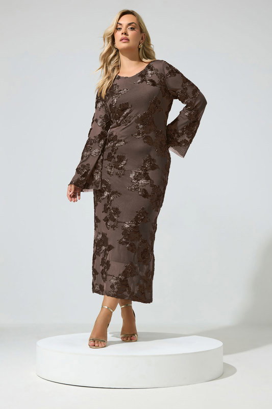 plus brown dress Size Maxi Dresses brown formal dress plus size Belle Classic Doll Playset Size:X-Large/17-17.5 Neck/34-35 Sleeve tie waist that cinches pretty simple bridesmaid dress