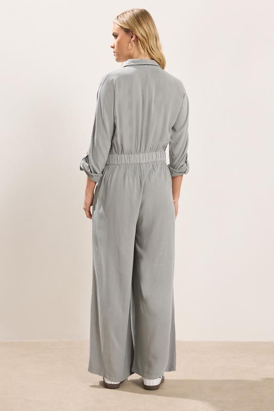 PixieGirl Petite Women's Light Grey Acid Wash Wide Leg Jumpsuit | PixieGirl 2