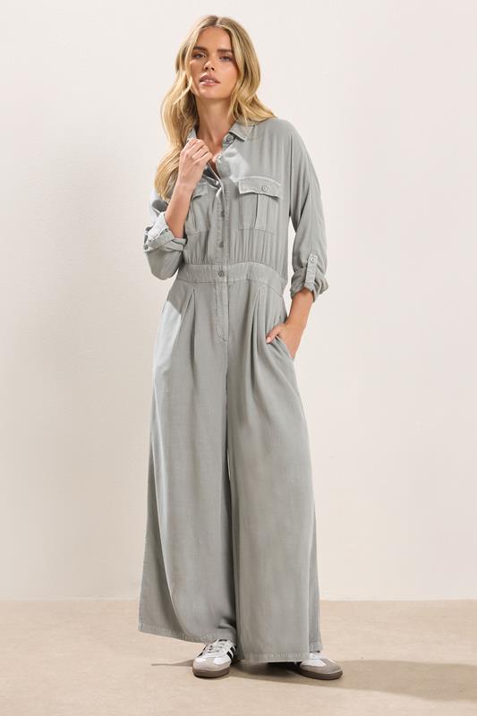PixieGirl Petite Women's Light Grey Acid Wash Wide Leg Jumpsuit | PixieGirl 1