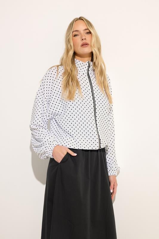  LTS Tall Jacke in Weiß mit Punktemuster und Stehkragen