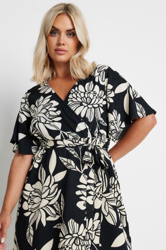 YOURS Plus Size Black Floral Print Textured Wrap Dress | Yours Clothing 4