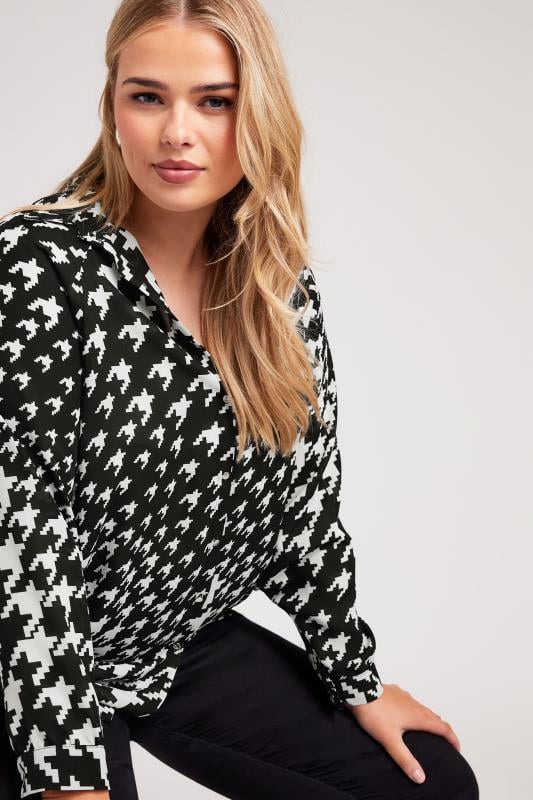 YOURS LONDON Plus Size Black Dogtooth Print Longline Shirt | Yours Clothing 4