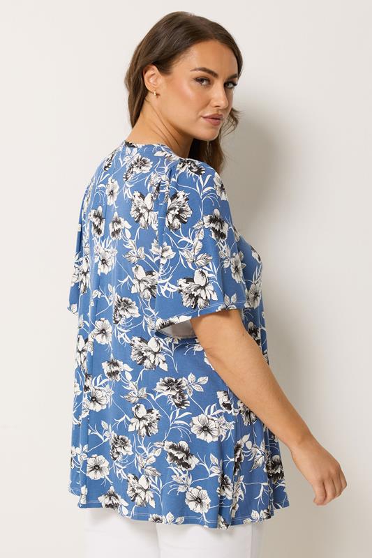 YOURS Plus Size Blue Floral Pleat Front Short Sleeve Top | Yours Clothing 2
