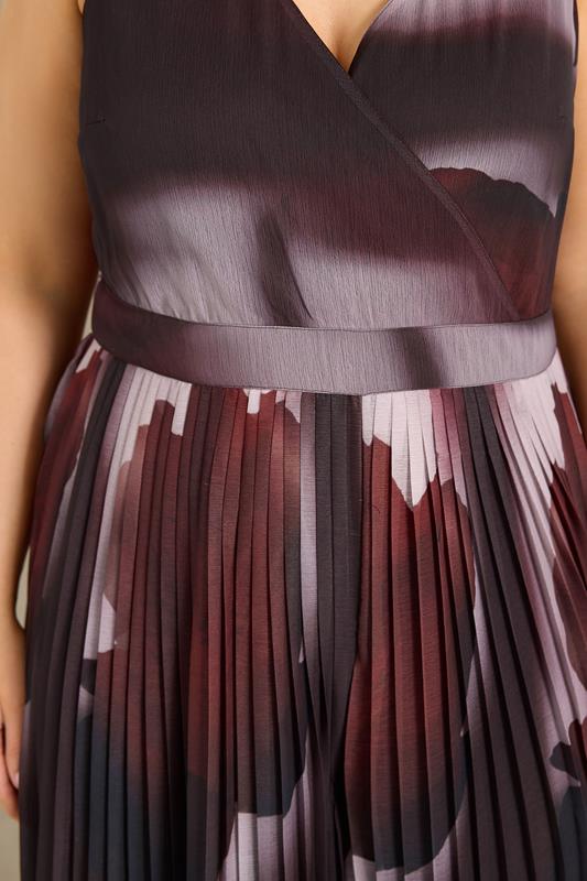 EVANS Plus Size Dark Red Abstract Print Pleated Jumpsuit | Evans 4