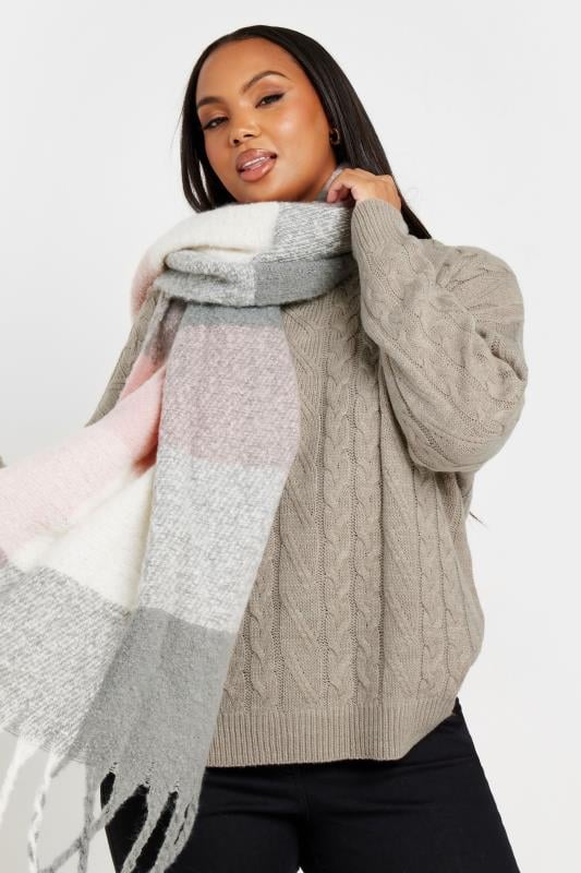 Plus Size  Grey & Pink Check Print Tassel Trim Chunky Scarf