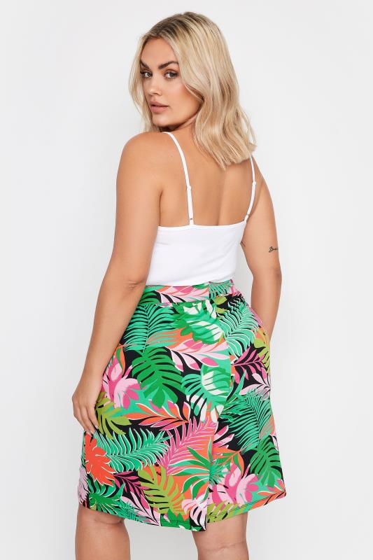 YOURS Plus Size Green Leaf Print Pull On Shorts | Yours Clothing 3