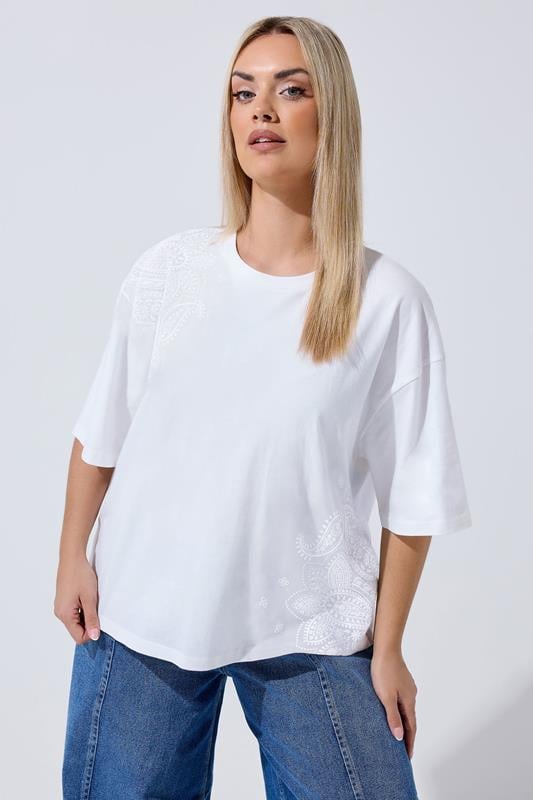  LIMITED COLLECTION camiseta blanca con estampado floral