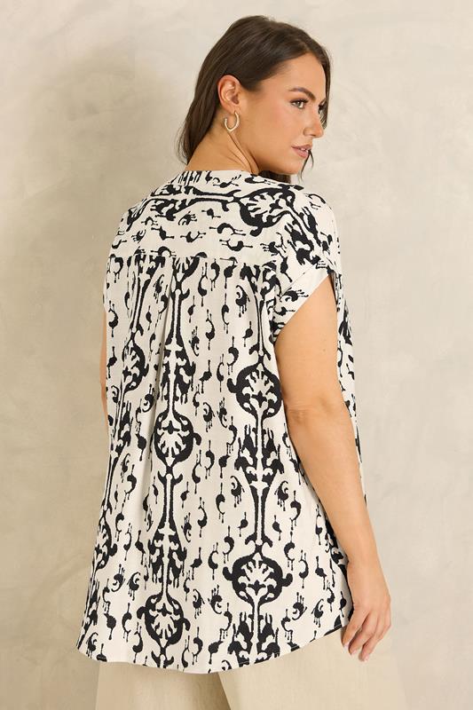 EVANS Plus Size White Abstract Print Short Sleeve Blouse | Evans 4