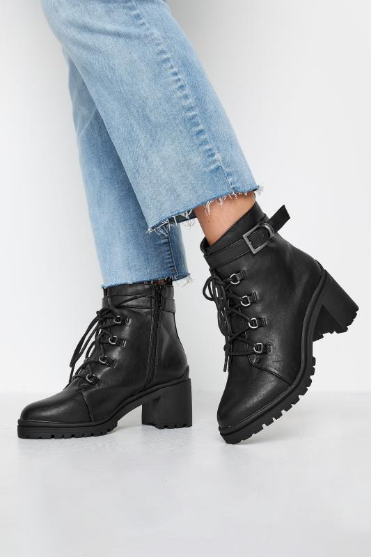 Plus Size  Evans Black Faux Leather Lace Up Chunky Heeled Boots
