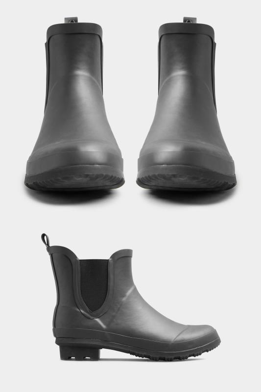 Black Heeled Chelsea Welly Boots in Extra Wide Fit_B.jpg