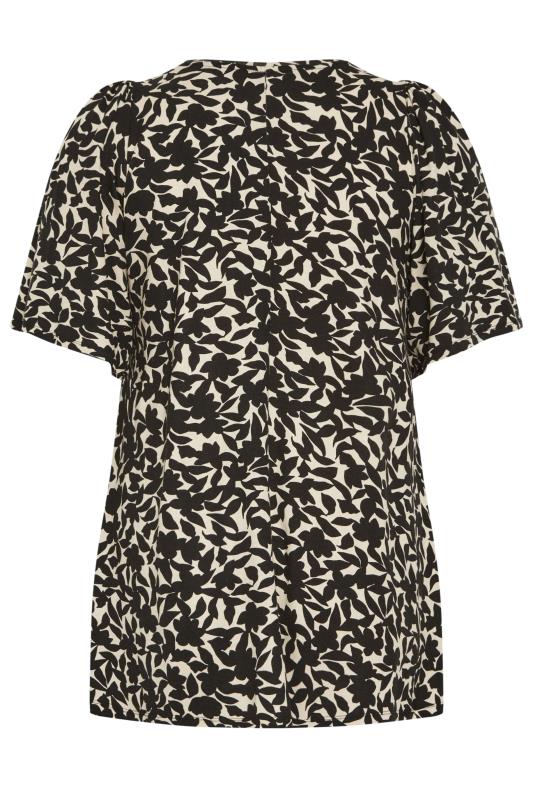 YOURS Plus Size Black Floral Print Pleated Swing Top | Yours Clothing 7