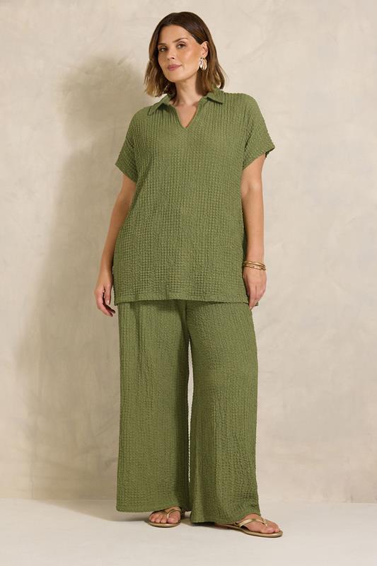 EVANS Plus Size Khaki Green Crinkle Wide Leg Trousers | Evans 2