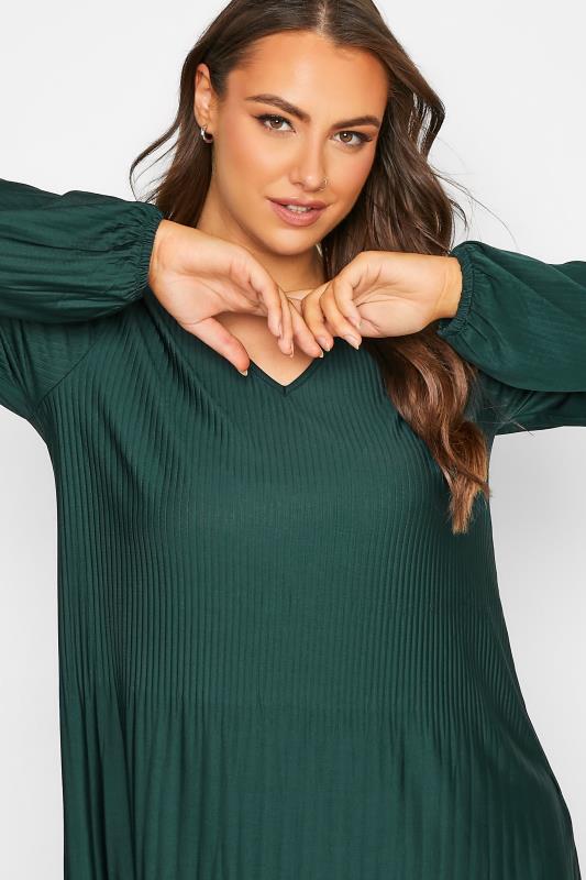 Curve Plus Size Green Long Sleeve Plisse Pleated Swing Top | Yours Clothing 4