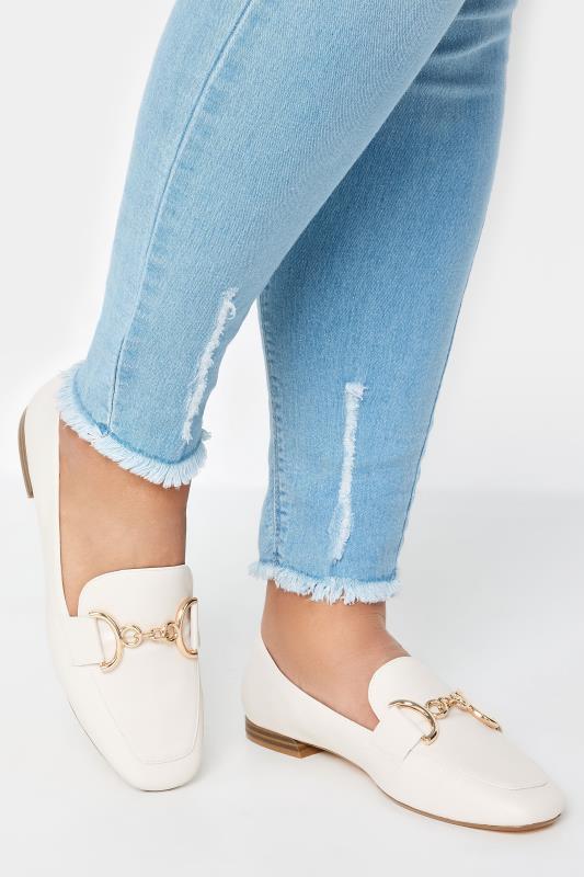Plus Size  Off White Link Loafer In Wide E Fit