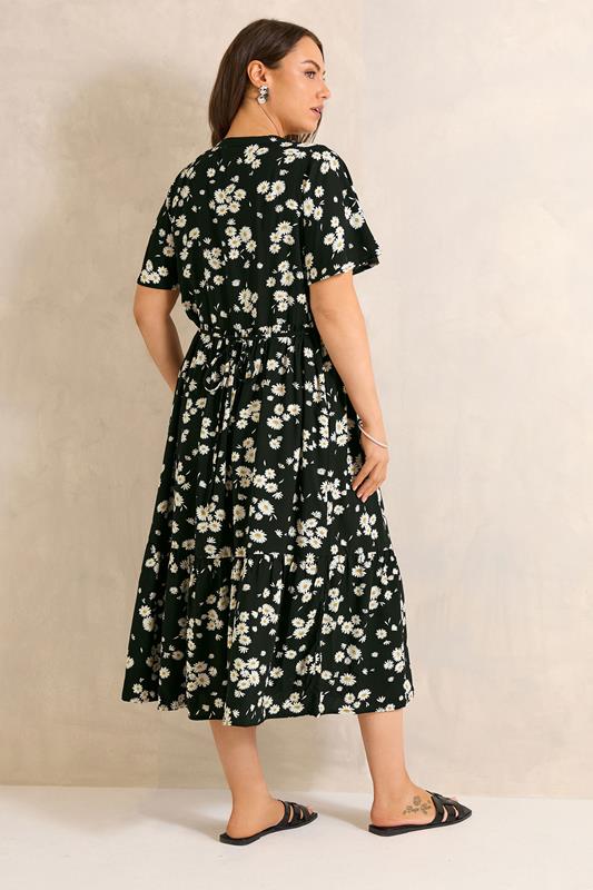 EVANS Plus Size Black Daisy Print Tiered Dress | Evans 2