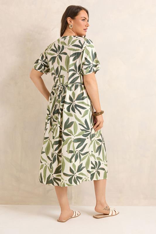 EVANS Plus Size Green Leaf Placket Midi Dress | Evans 4